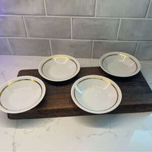 Restaurant ware small bowls, rimmed in gold